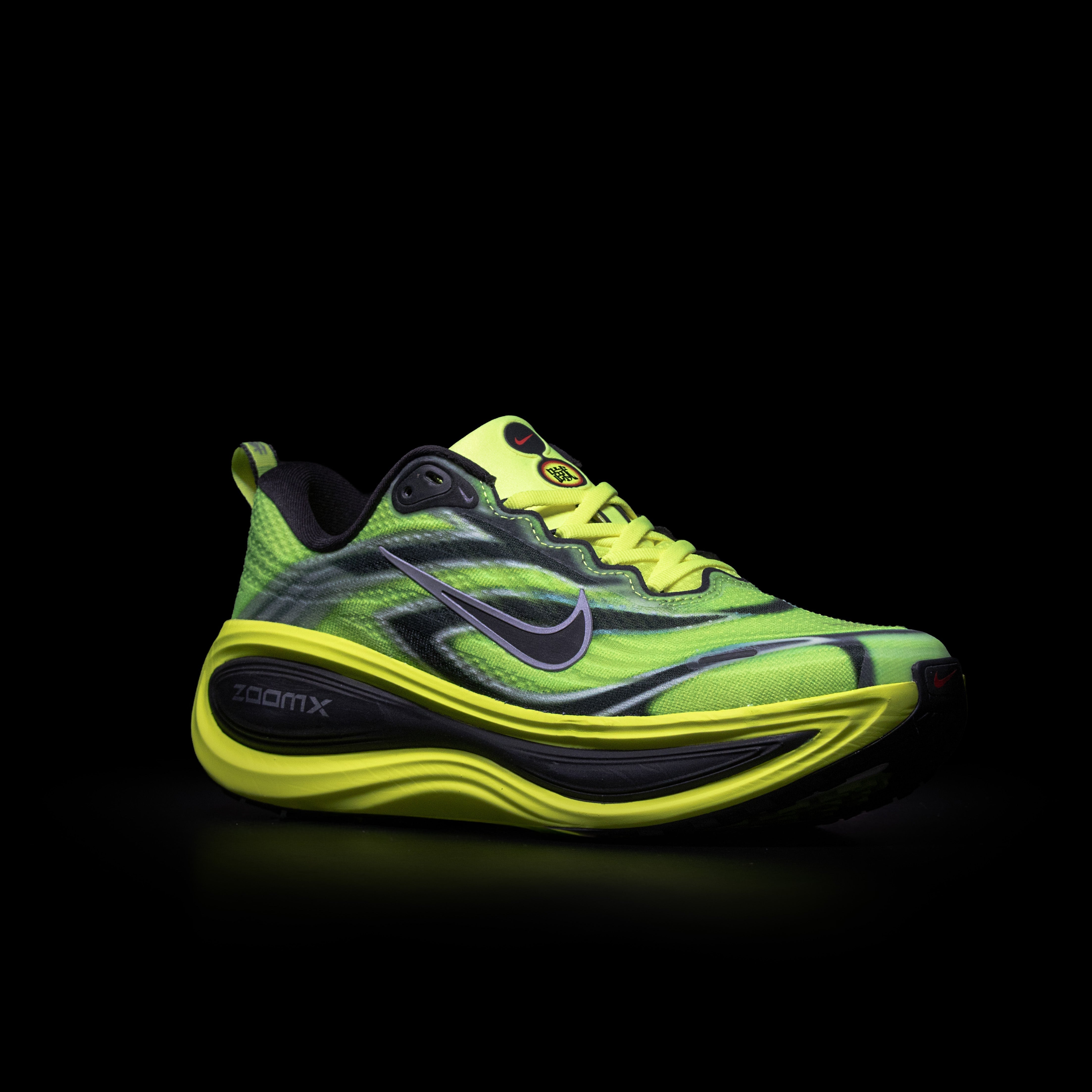 naiko様 NIKE VOMERO PLUS SE 
