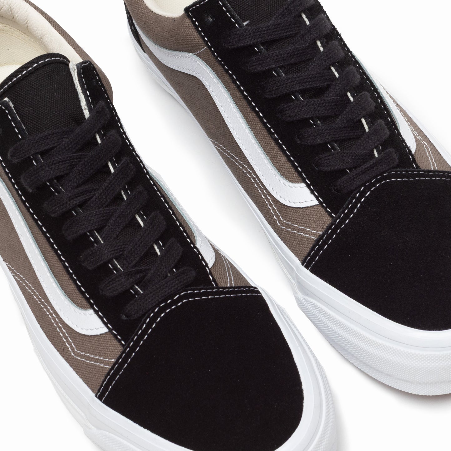 PREMIUM OLD SKOOL 36