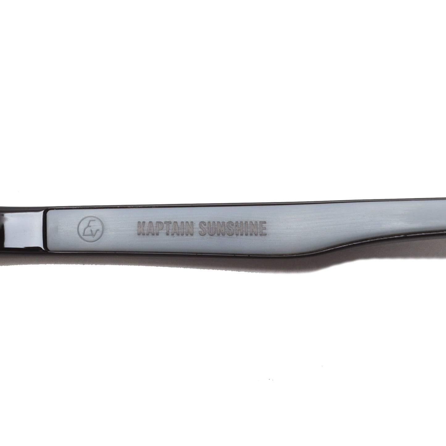 "LA GRANDE PLAGE" EYEWEAR / EYEVOL