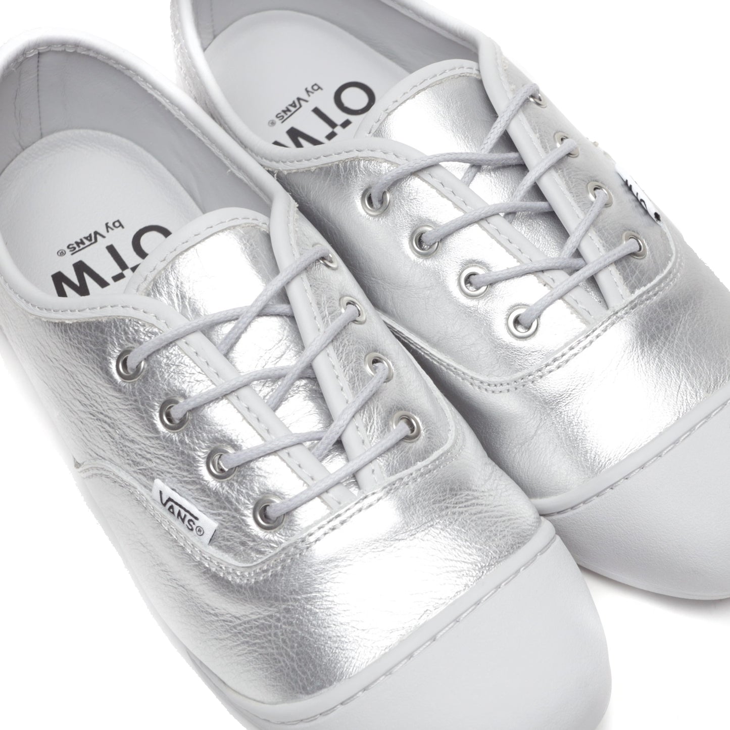 OTW AUTHENTIC PRIMA - Saint Alfred