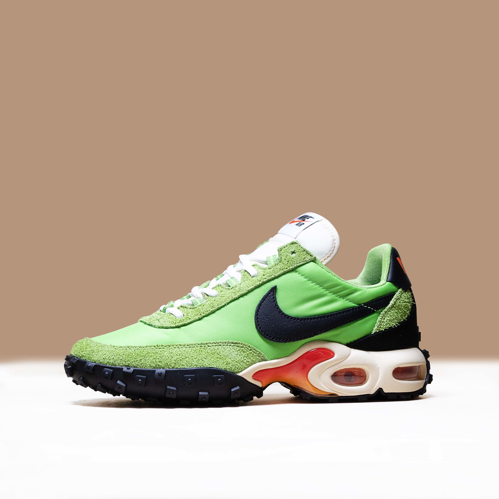 NIKE AIR MAX WAFFLE SP – Saint Alfred