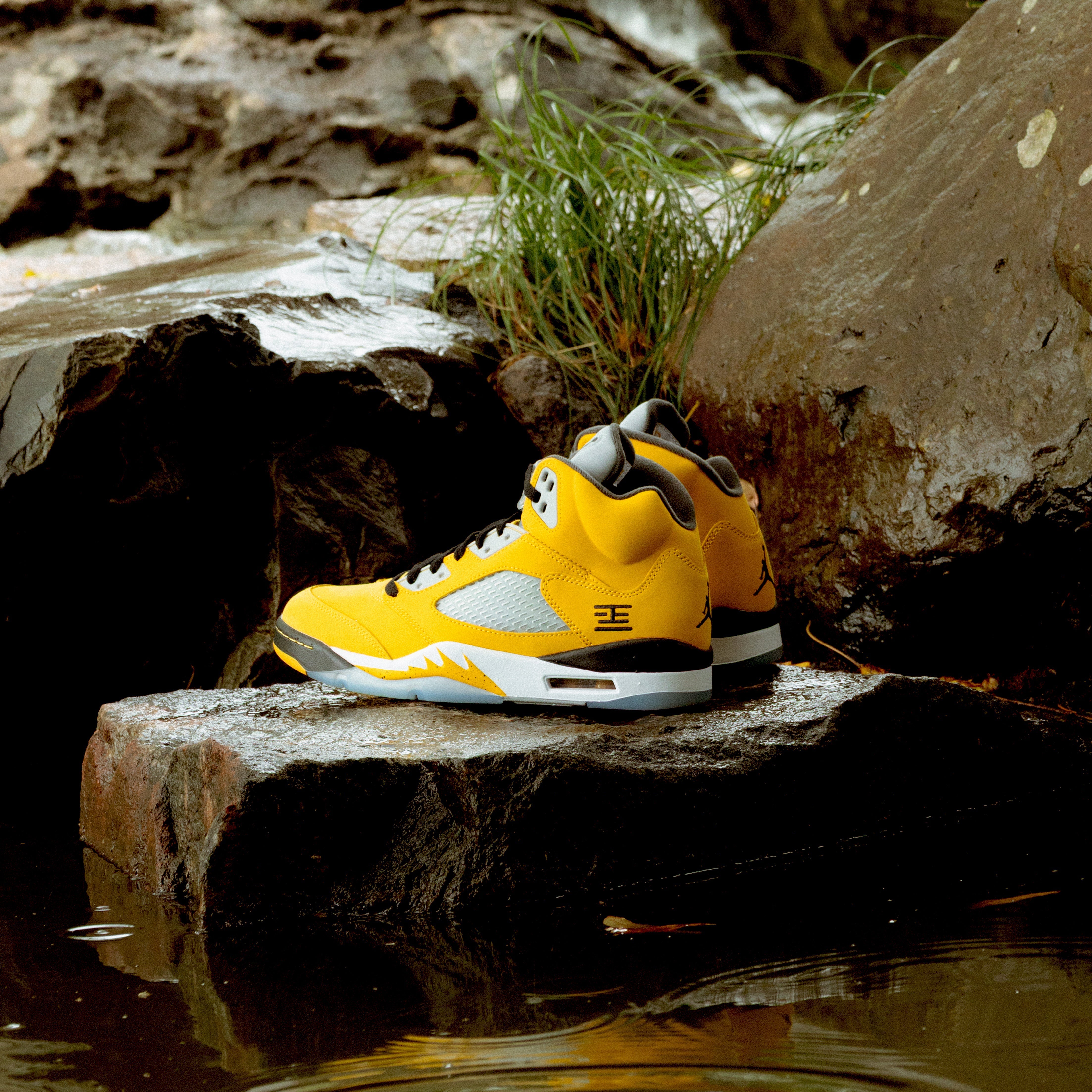 シューズ(男性用) 26.5 Nike Air Jordan 5 Retro \"Tokyo 23\" AIR JORDAN 5 RETRO 