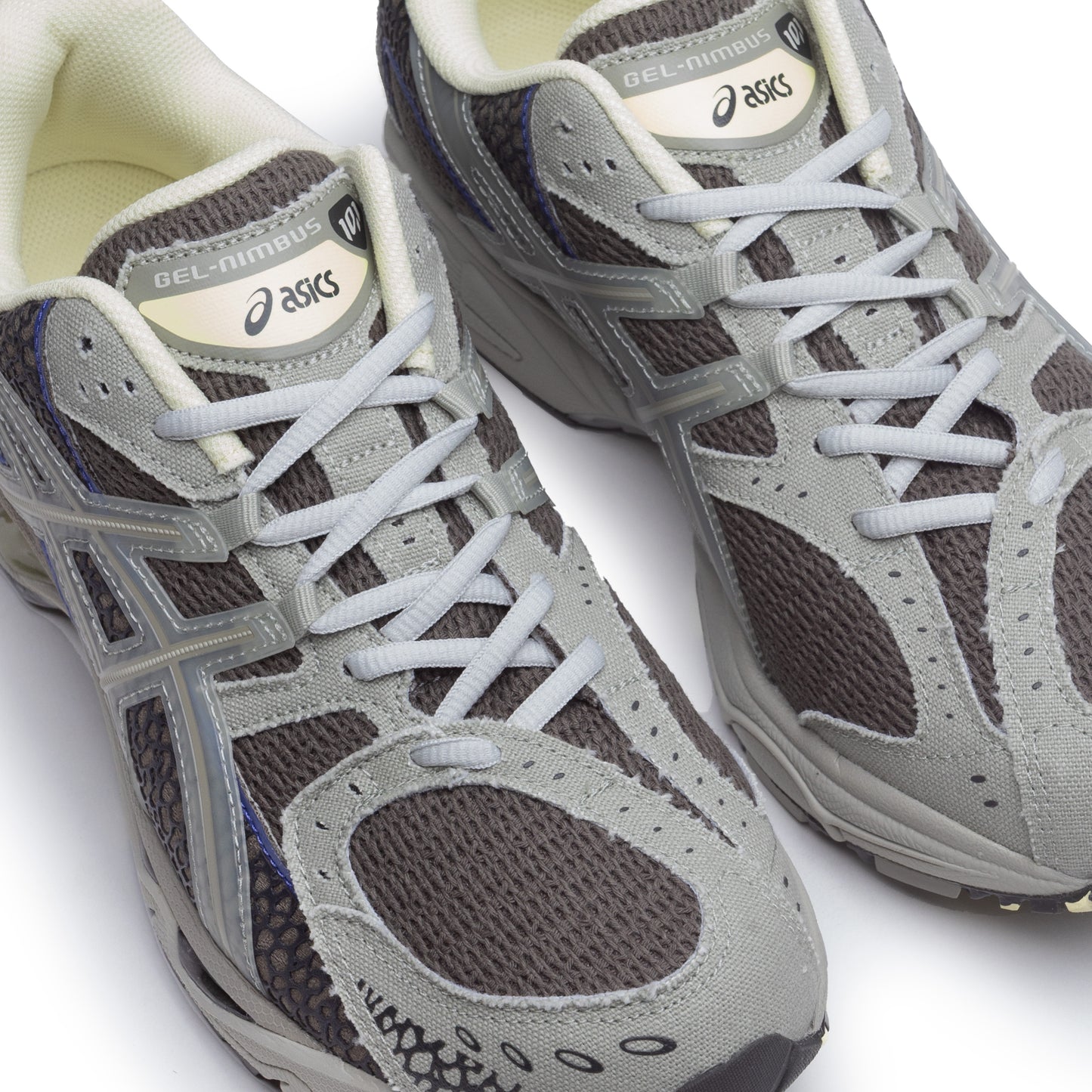 GEL-NIMBUS 10.1 / EIGHTEEN EAST