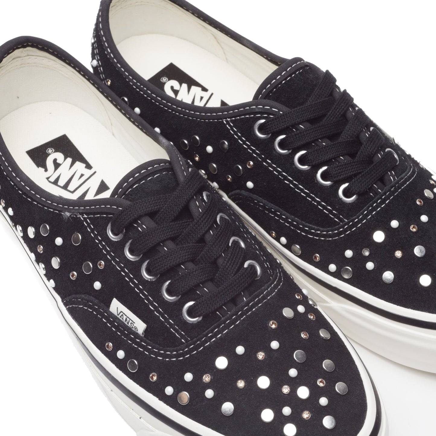 PREMIUM AUTHENTIC 44