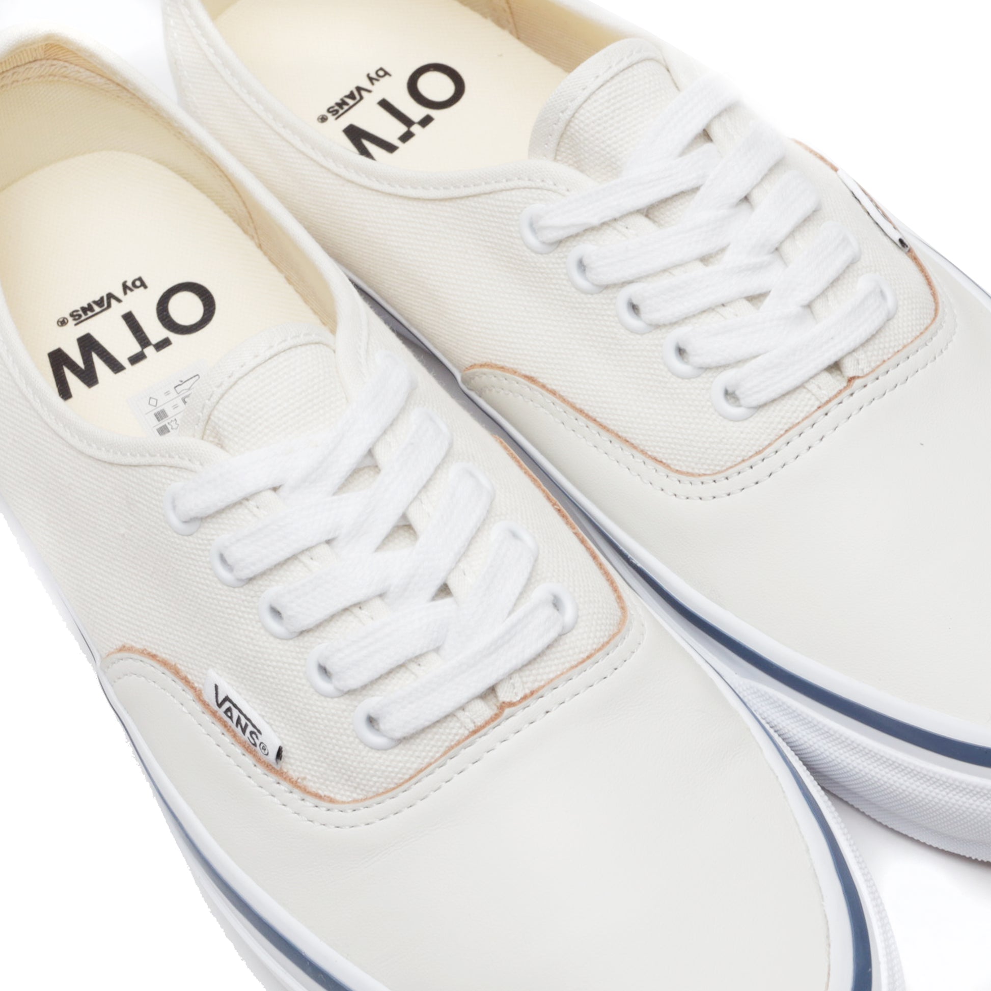 OTW AUTHENTIC 44 SIPED VIBRAM - Saint Alfred