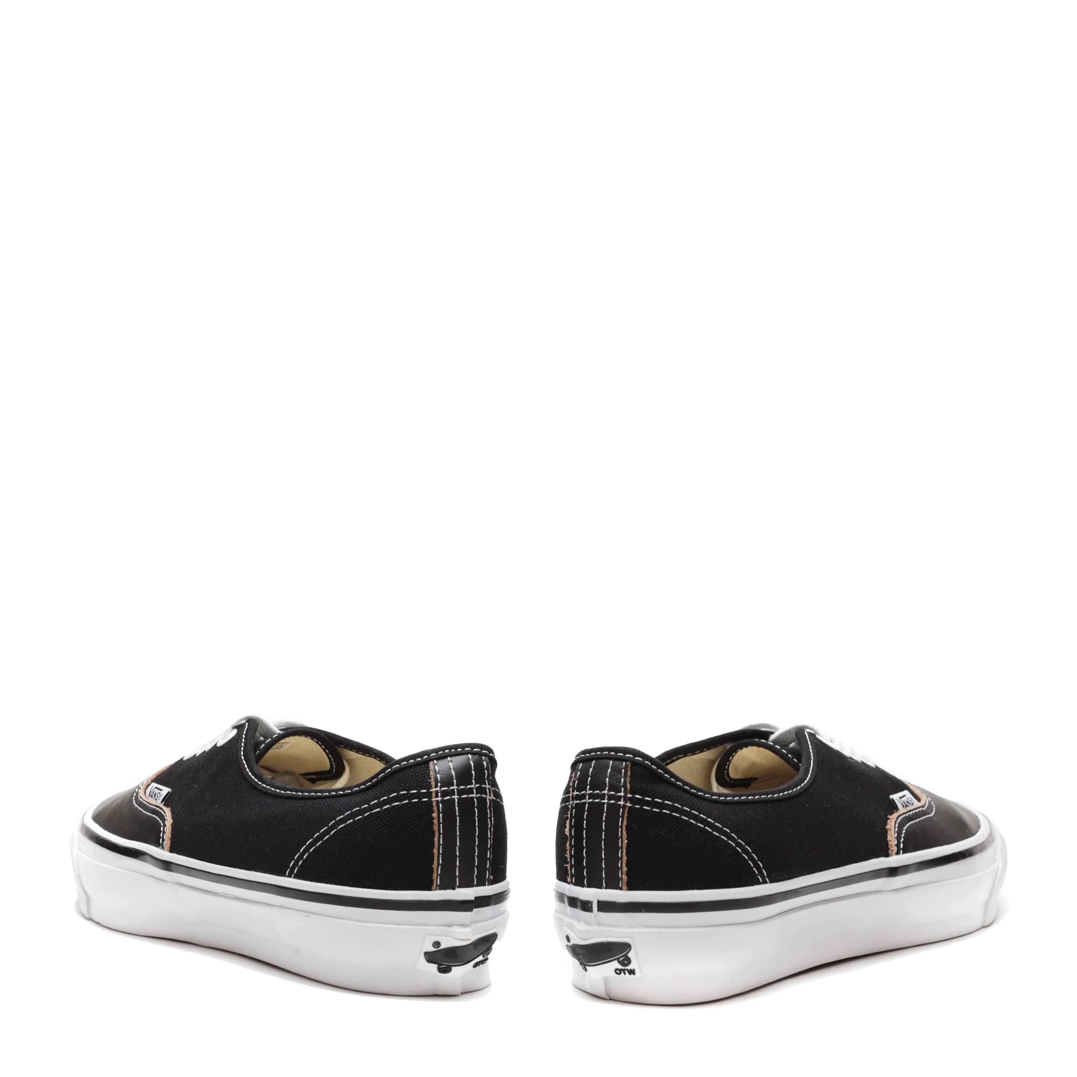 OTW AUTHENTIC 44 SIPED VIBRAM – Saint Alfred OTW AUTHENTIC 44 SIPED VIBRAM – Saint Alfred