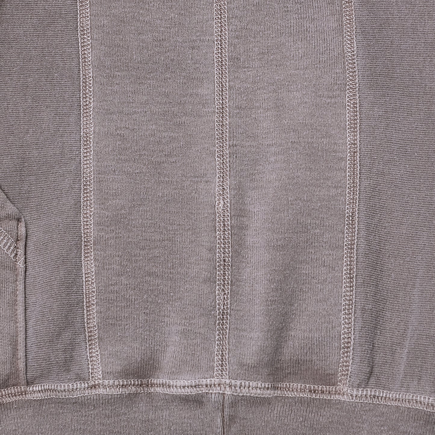 PULLOVER HOODED SWEATSHIRT  MADE IN CANADA